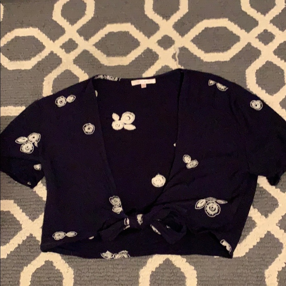 Super cute crop top